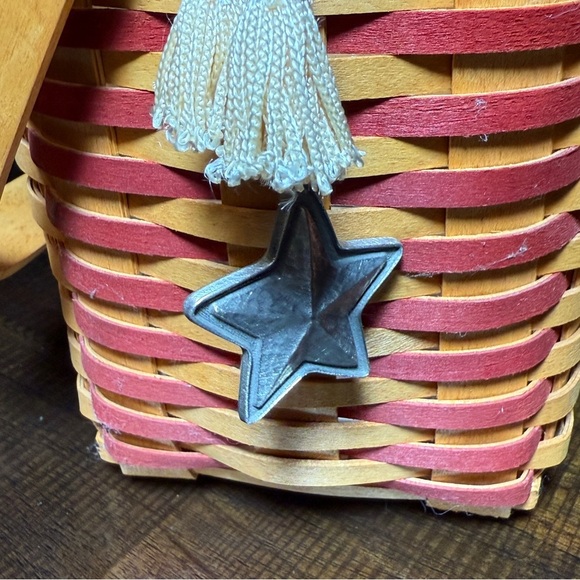 Longaberger 2001 Whistle Stop Basket Collector Club Basket Lid Combo Prot TieOn - Picture 9 of 16